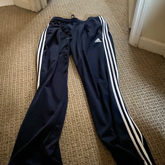 Nike Men Dark Blue Athletic Shorts - Picture 7 of 8